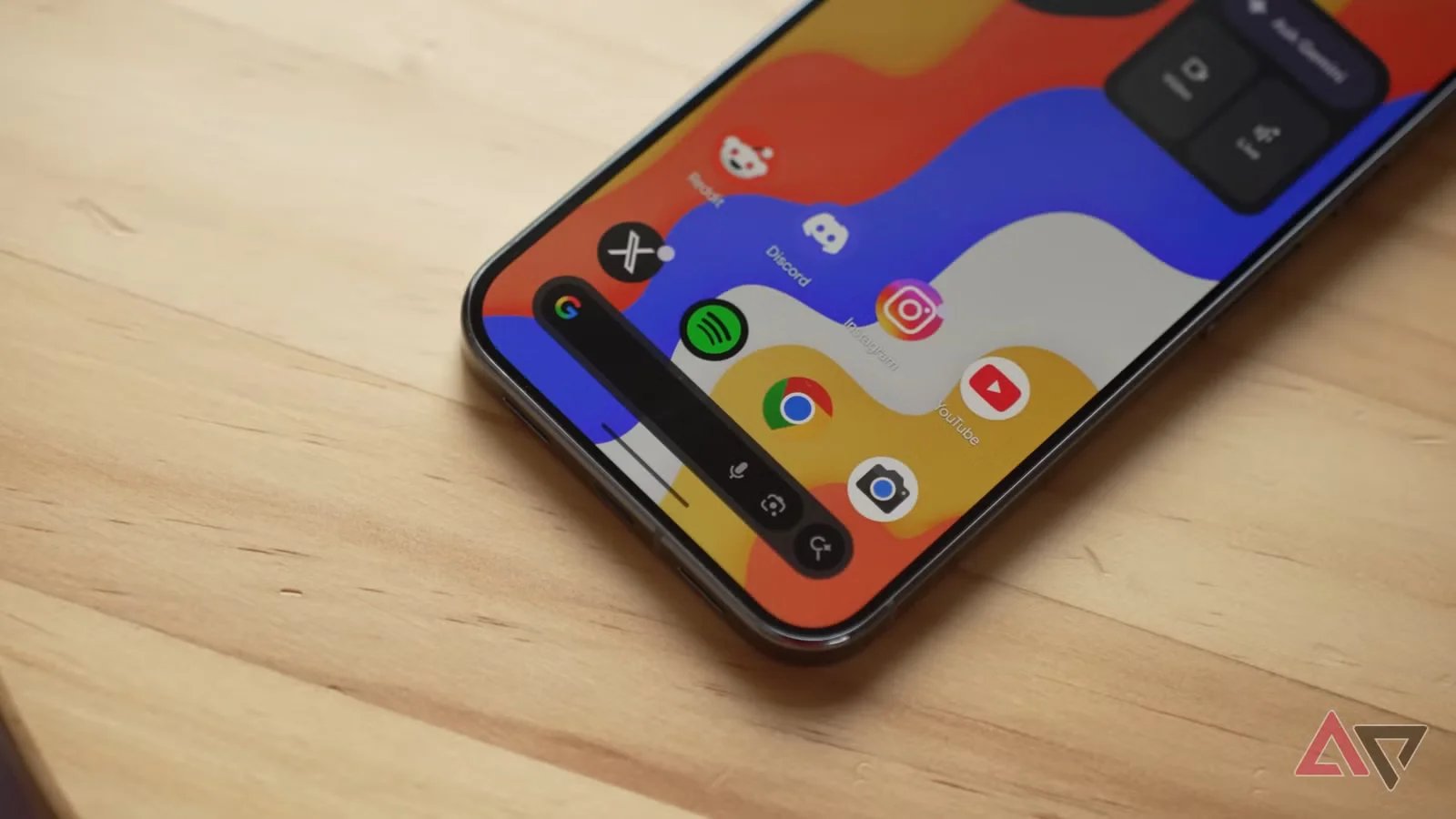 هاتف Android الذي يتحدث عنه الجميع أصبح الآن عند أدنى سعر له خلال العام - صورة مميزة صورة مميزة: هاتف Android الذي يتحدث عنه الجميع أصبح الآن عند أدنى سعر له خلال العام