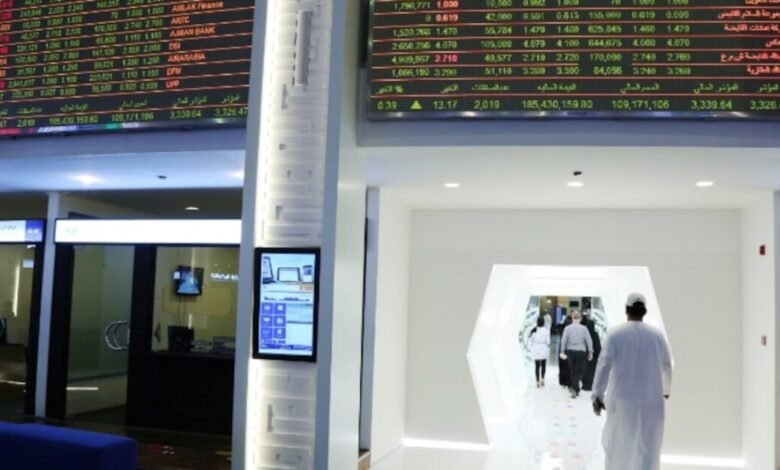 السوق السعودية تنخفض 1.2% وأرامكو تهبط 1.4% مع تراجع أسعار النفط