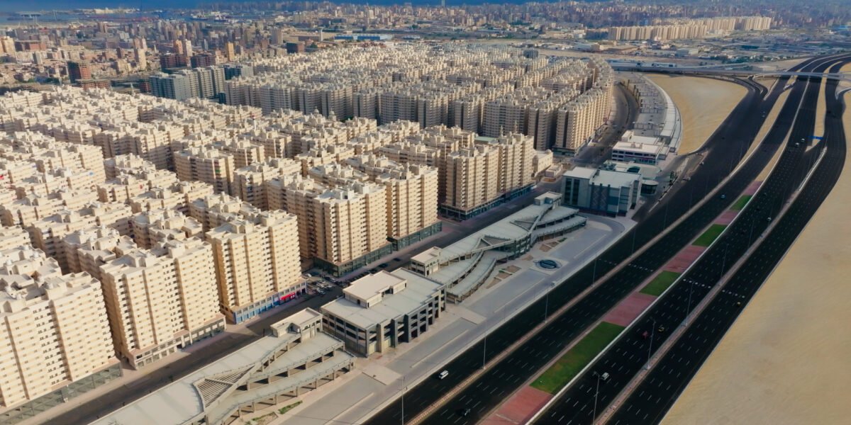 يكشف تفاصيل افتتاح السيسي مشروعا ضخما لم يسبق له مثيل على أرض مصر